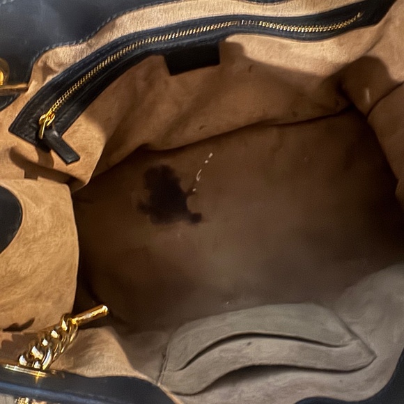 Gucci Handbag - Picture 4 of 5